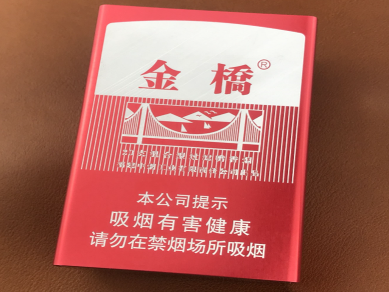 环烟精仿香烟批发仓储与样品陈列展示
